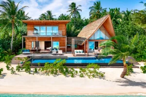 Best 5-star Maldives Resorts - st regis