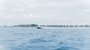 Maldives resorts with speedboat access